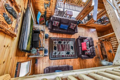 Extravagant View Cabin - image 9