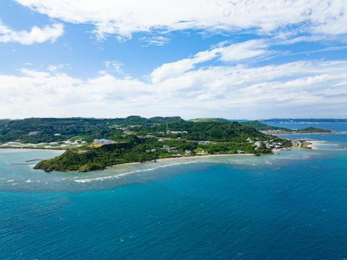 오키나와 본섬 FEELCONNECT Retreat Villa 4성급 싱글룸 수영장