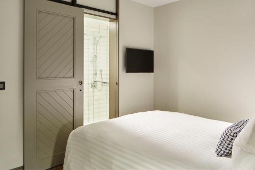 Residence Inn by Marriott London Bridge - image 2