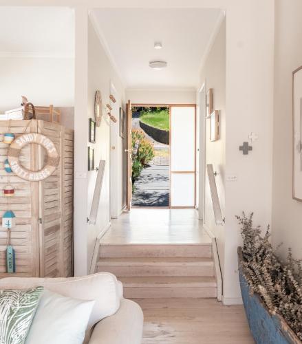 Watershack - Expansive ocean views, close to town, Лорн (фото 6)