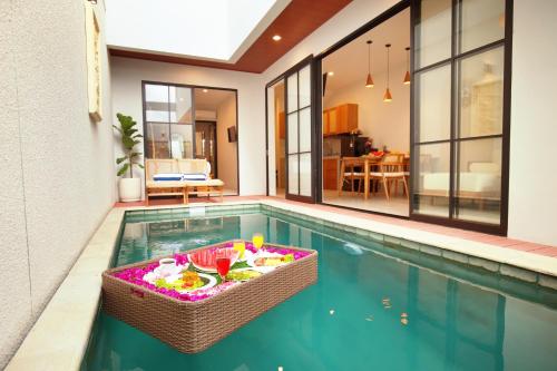 The Canggu Dome 1 with Rooftop By Bali Asia Villa, بالي