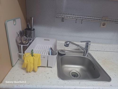 Hongdae Guesthouse2 1min from Hongik Uni station Exit #1, Seoul (photo 9)