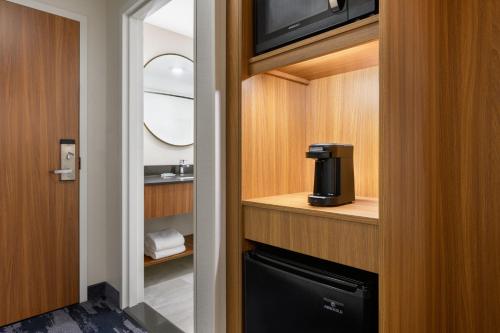Fairfield by Marriott Inn & Suites Orlando at Millenia - image 14