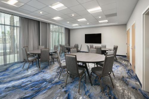 Fairfield by Marriott Inn & Suites Orlando at Millenia - 회의실/연회장