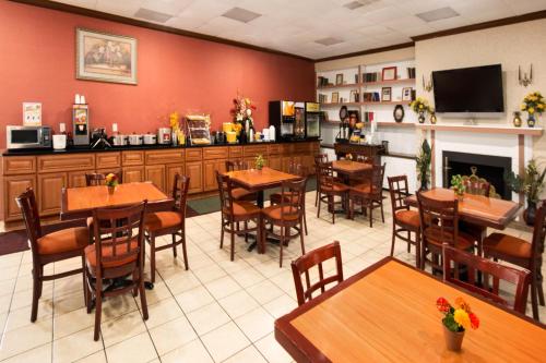Days Inn by Wyndham Rome Downtown - image 2