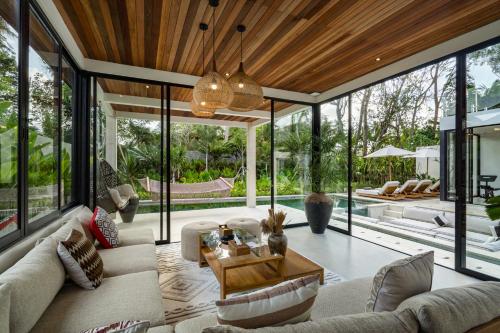 Villa Penelope by BaliSuperHost - Tap to explore photos