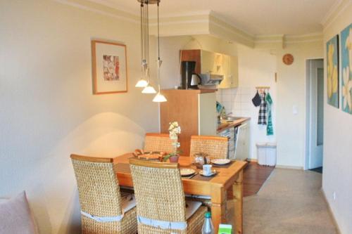 One-Bedroom Apartment with Balcony