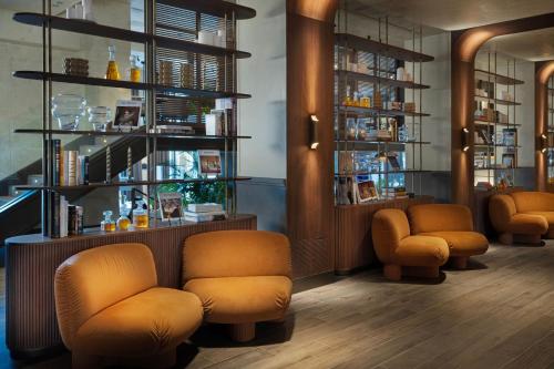 613003430 The Westin Madrid Cuzco