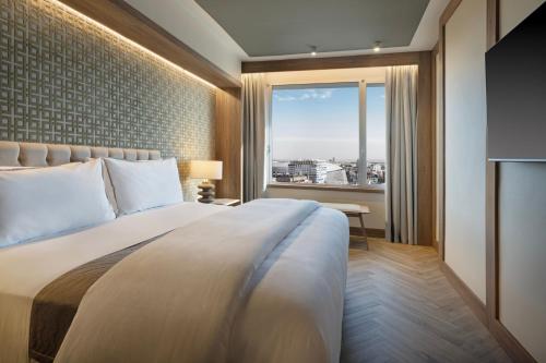613003487 The Westin Madrid Cuzco