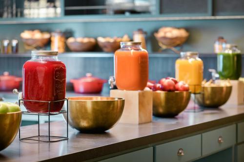 613003512 The Westin Madrid Cuzco