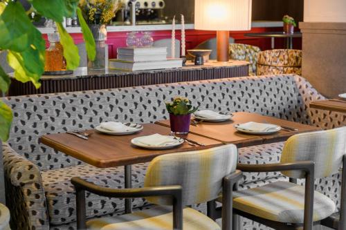 613003526 The Westin Madrid Cuzco