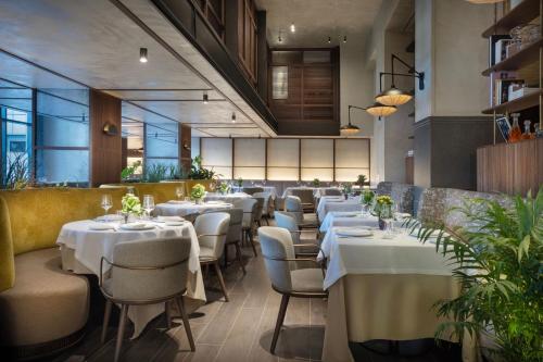 613003538 The Westin Madrid Cuzco