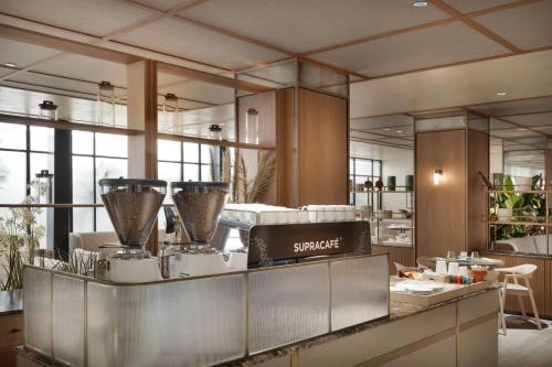 613003539 The Westin Madrid Cuzco