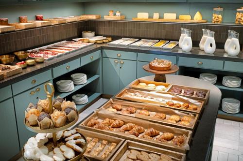 613003546 The Westin Madrid Cuzco
