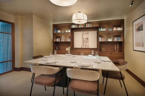 613003560 The Westin Madrid Cuzco