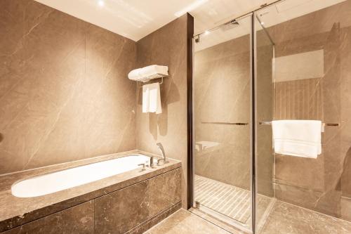 烟台凤凰大厦建国饭店