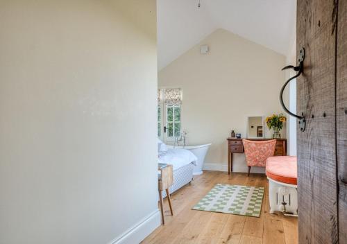 The Cider Barn - Gorgeous Rural Escape Near Bath!, Бат (фото 6)