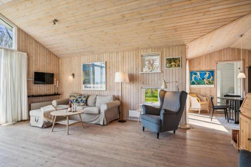 ทัศนียภาพภายนอกโรงแรม, Well-Maintained Holiday Home With Sea View Close To Ebeltoft in เอลเซการ์เดอ