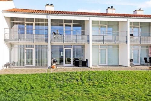 Two-Bedroom Holiday Home image 3