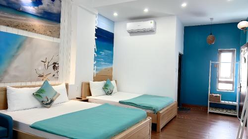 Deluxe Family Room image 2