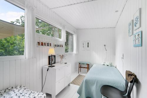 Two-Bedroom Holiday Home image 5