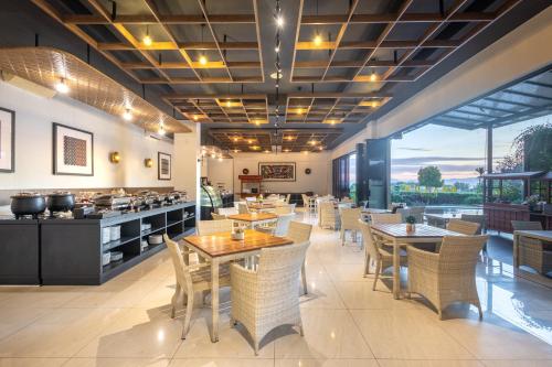 Food and beverages, Hotel Neo Eltari - Kupang by ASTON in Kupang