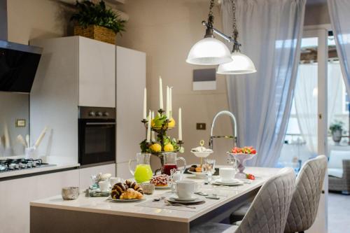 Apartment with Balcony image 8
