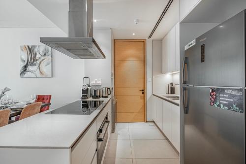 Daniels 3BR plus Maids Room in Address JBR Dubai Eye View