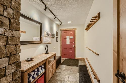 Ski Hill 23 condo in Breckenridge, USA