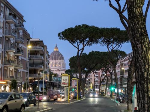 Il Nido di San Pietro - Cozy 2BR - Near Vatican, Rome (photo 3)