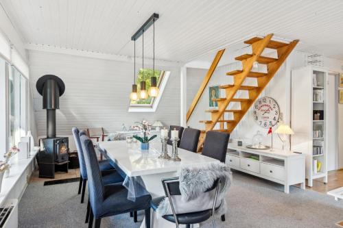 Vista exterior, Charming Older House In A Scenic Natural Area in Glesborg