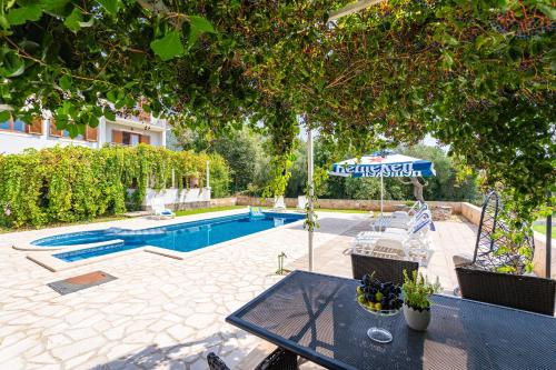 Holiday Home Luce - image 3
