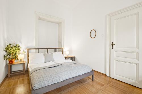 Prague Hostel Apartments - image 13