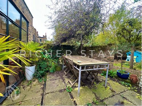 Bohemian Notting Hill Flat, Garden & Amenities, Londra (foto 6)