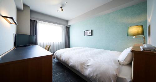 Single Room - Non-Smoking