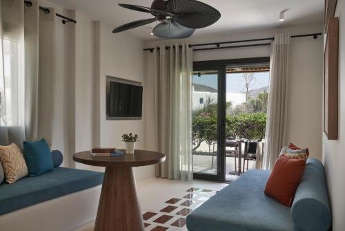 Andronis Minois - Small Luxury Hotels of the World in 派洛斯