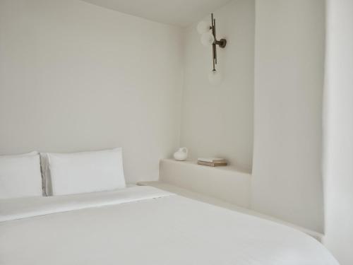 Petit Suite with Caldera View image 5
