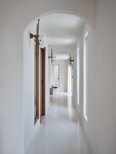 Andronis Boutique Hotel - image 5