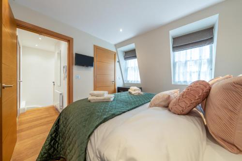 Mayfair - Shepherd St Residences - image 6