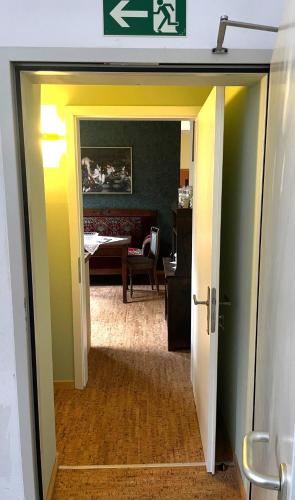 Ferienwohnung ANTIK in 哥達市中心