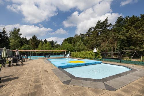 Luxe familiehuis in parkbos in Buurtschap Giethmen