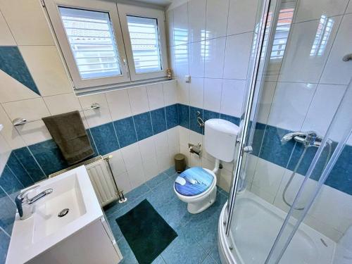 Apartment image 5