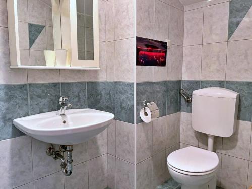 Apartment image 2
