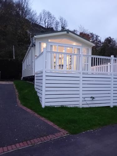 Newquay Haven caravan 42x14 with Ocean Views