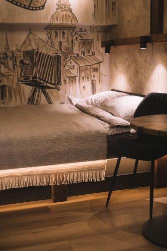 Photographer Rudolf's Studio - ground floor with separate entrance 5
