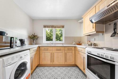 Cosy London Apartment near Canary Wharf - image 13