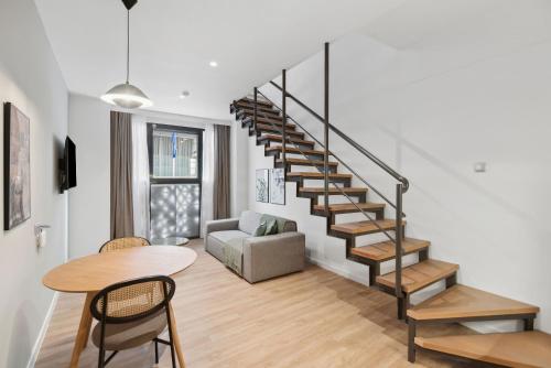 Instalaciones, Limehome Piraeus Olive in Atenas