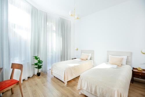 Unique Style Apartments Old Town - 25 min from the airport - by Homelike Krakow 4