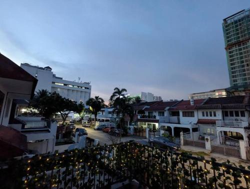 4-12pax Sawatt Homestay at Subang - Entire House 4-12pax Sawatt Homestay at Subang - Entire House