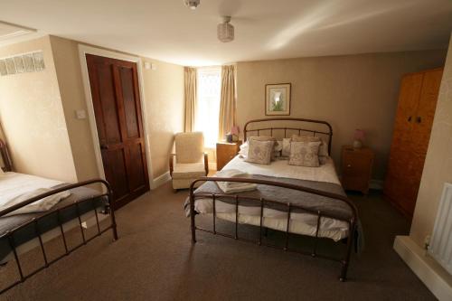 Fitzwarine House in Whittington (Shropshire)